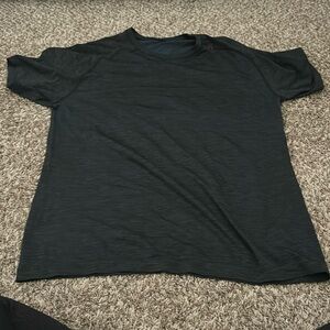 Lululemon Tee